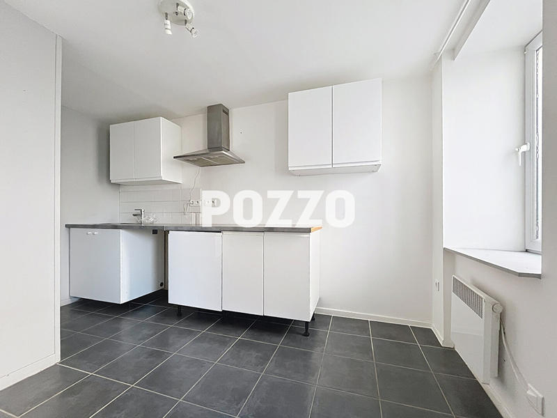 Maison - 85 m² - 5 pièces