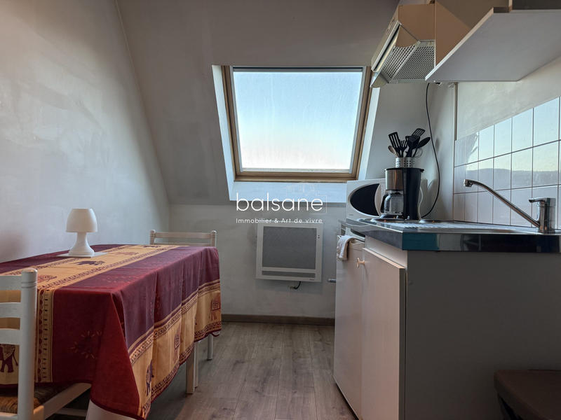 Maison - 242 m² - 6 pièces