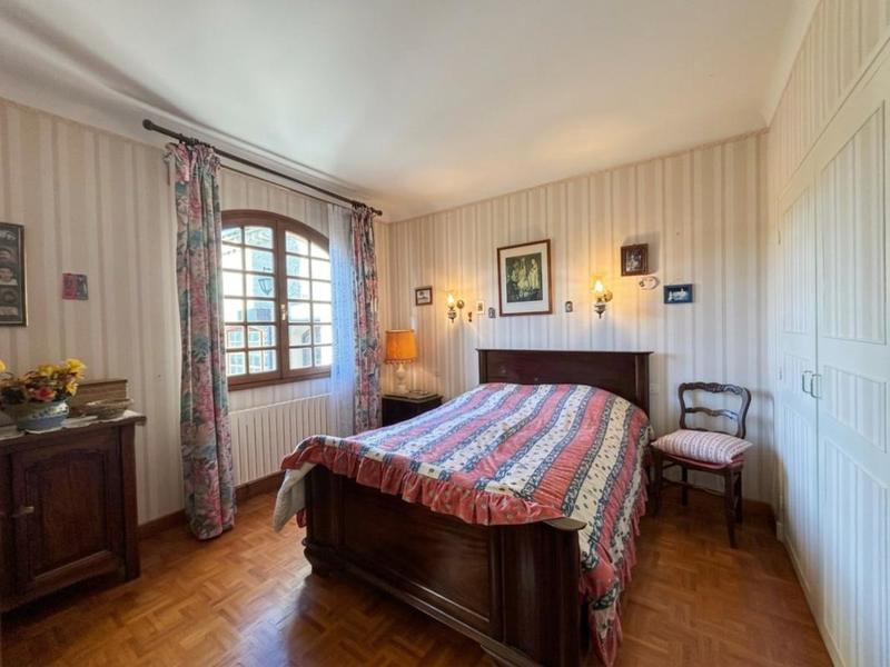 Villa - 140 m² - 5 pièces