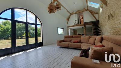 Maison - 200 m² - 6 pièces