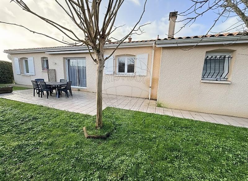 Maison - 93 m² - 4 pièces