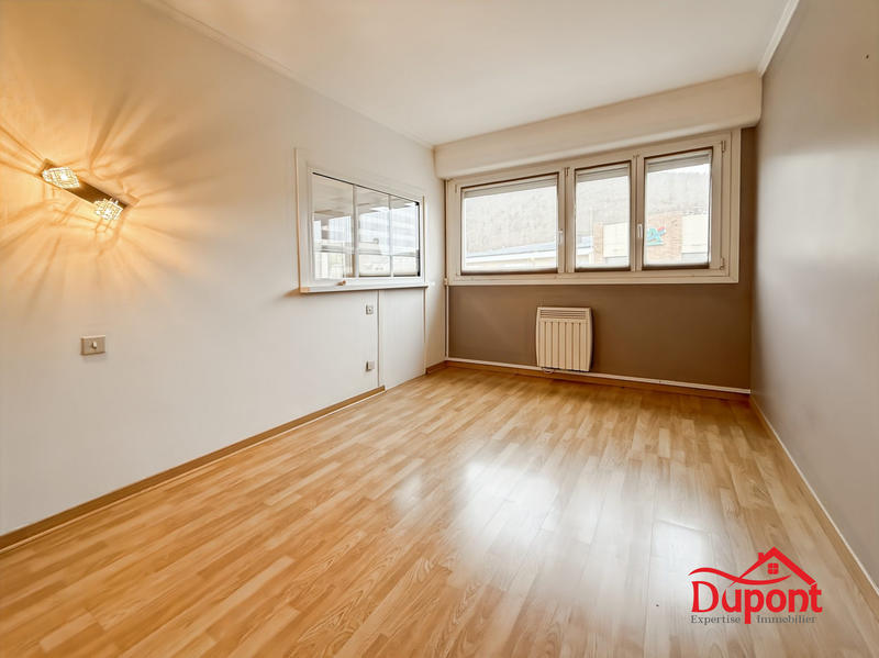 Appartement - 104 m² - 5 pièces