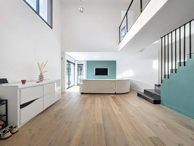 Maison - 147 m² - 5 pièces