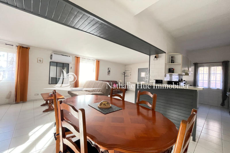 Maison - 258 m² - 7 pièces