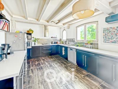 Maison - 138 m² - 4 pièces