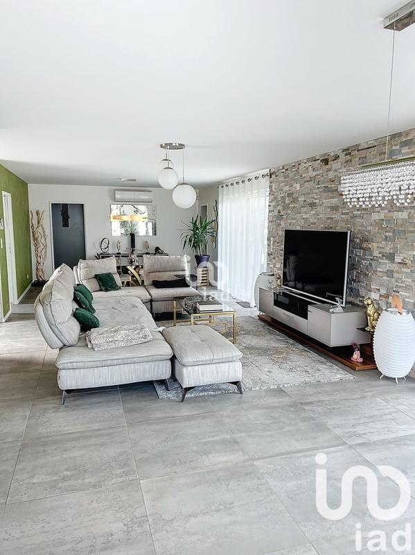 Maison - 146 m² - 6 pièces