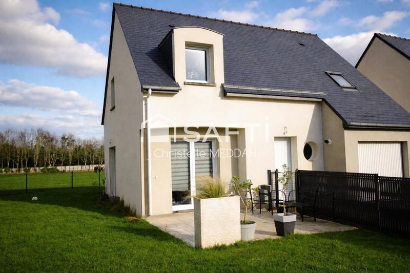 Maison - 94 m² - 5 pièces