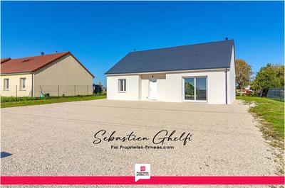 Maison - 86 m² - 4 pièces