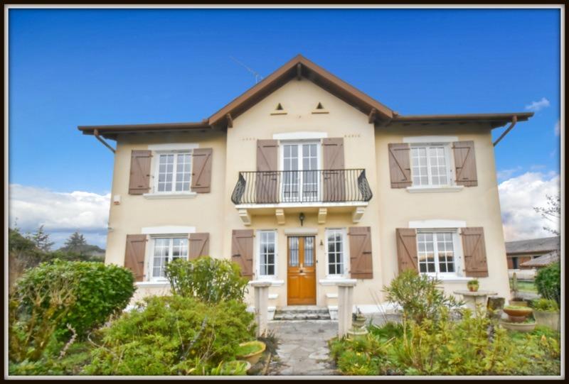 Maison - 181 m² - 7 pièces