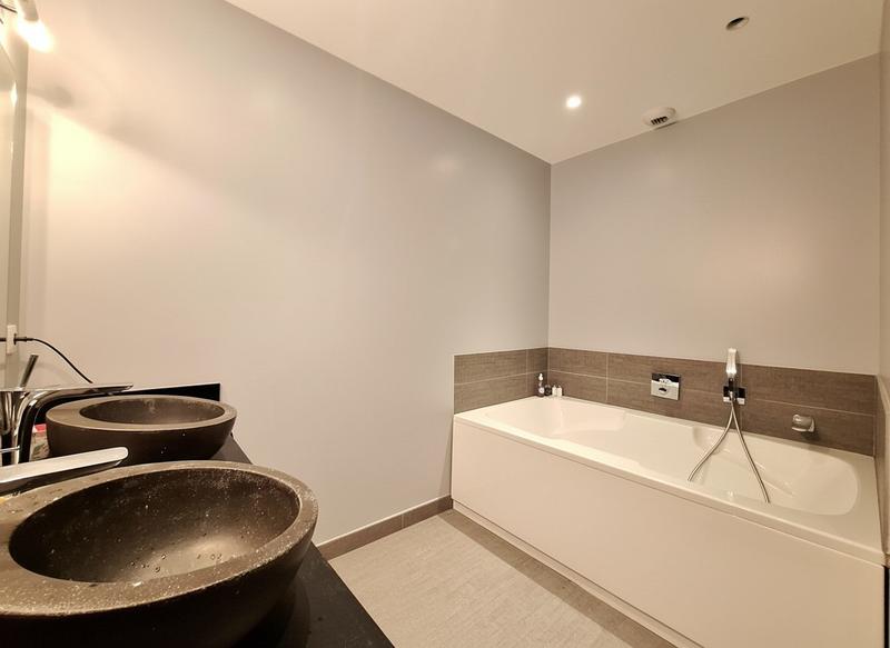 Appartement - 268 m² - 7 pièces