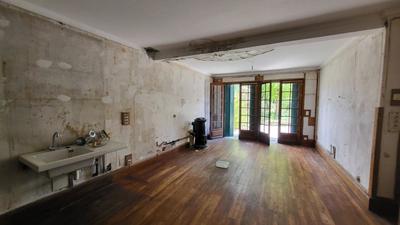 Maison - 200 m² - 8 pièces