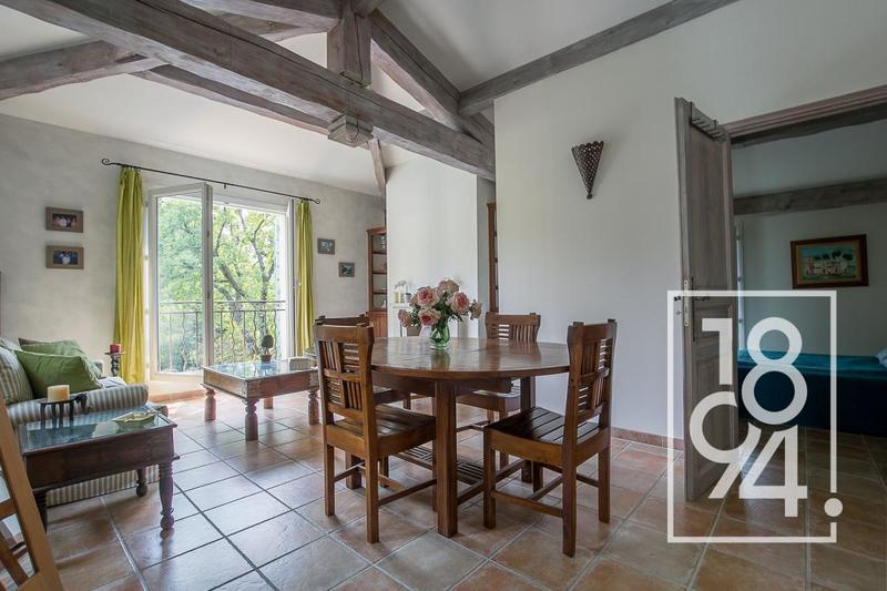 Villa - 261 m² - 7 pièces