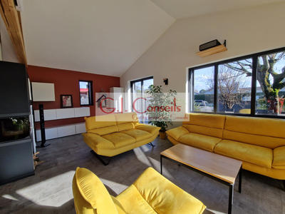 Maison - 165 m² - 7 pièces