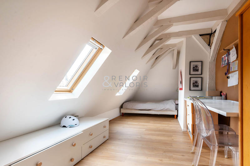 Appartement - 173 m² - 6 pièces