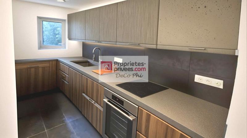 Appartement - 83 m² - 3 pièces