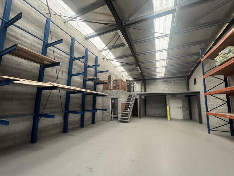 Local d'activités - 788 m² - 6 pièces