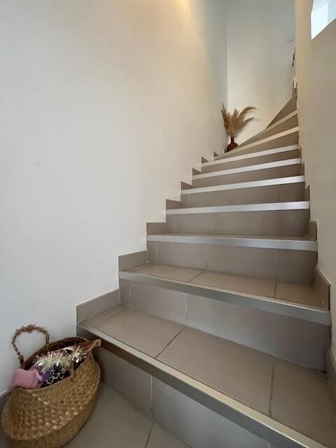 Maison jumelée - 85 m² - 5 pièces