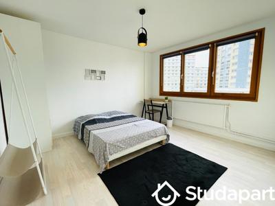 Chambre - 13 m² - 1 pièce