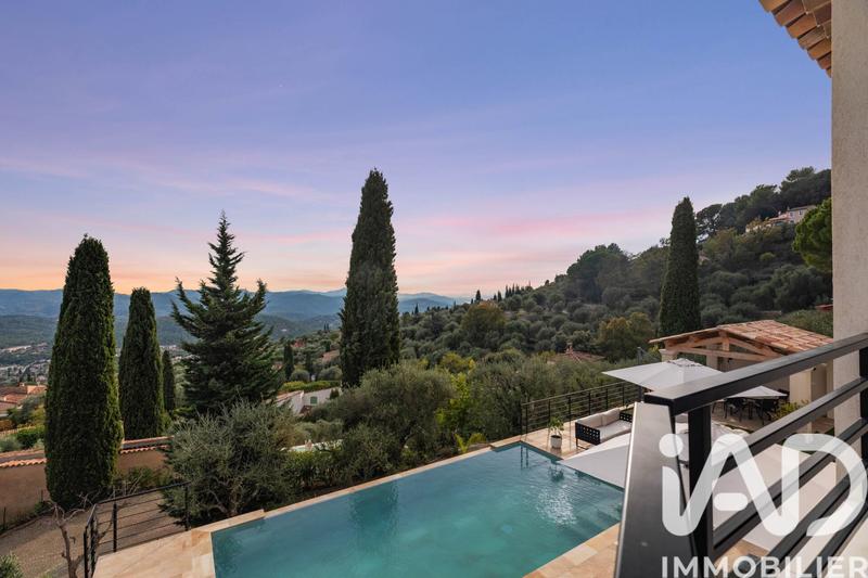 Maison de maîtres - 160 m² - 6 pièces