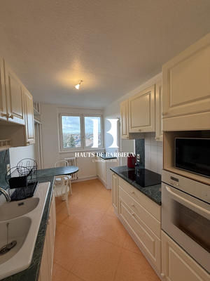 Appartement - 85 m² - 4 pièces