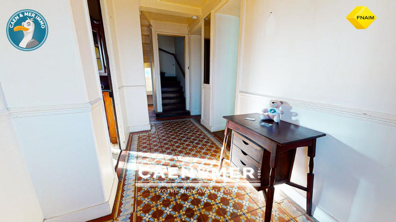 Demeure - 186 m² - 9 pièces