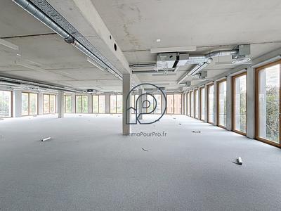 Bureau - 4 630 m²