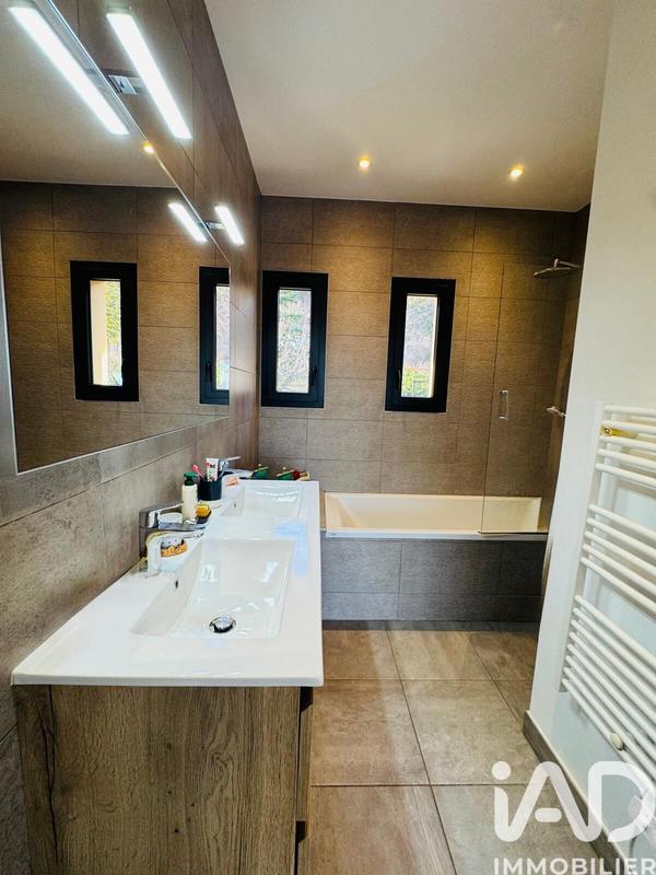 Maison de maîtres - 194 m² - 6 pièces