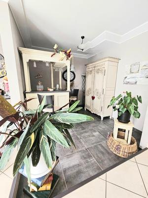 Maison - 212 m² - 7 pièces