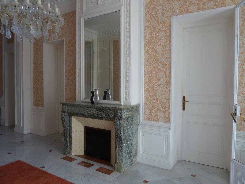 Maison - 760 m² - 13 pièces