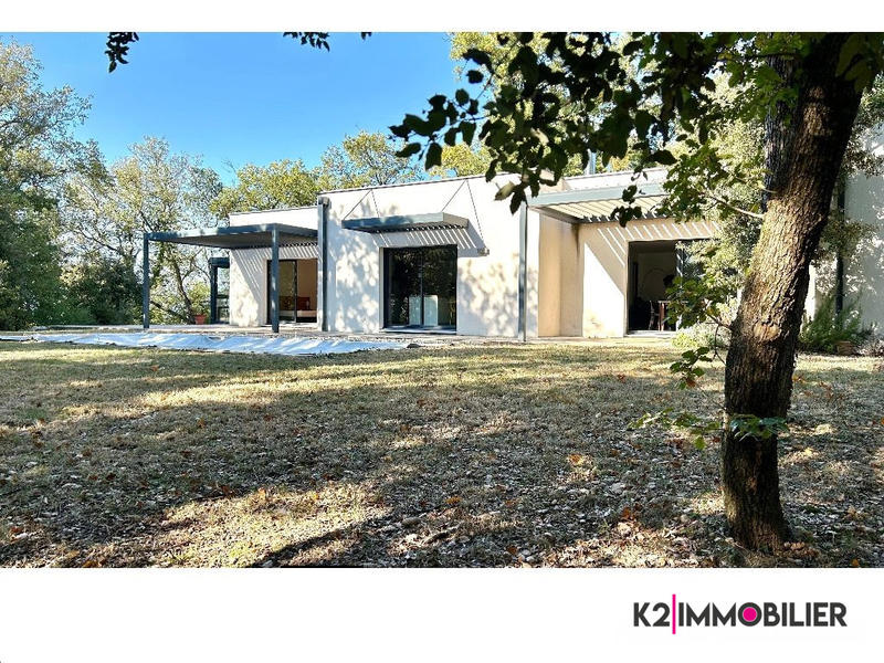 Villa - 193 m² - 5 pièces