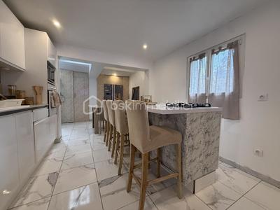 Maison - 108 m² - 5 pièces