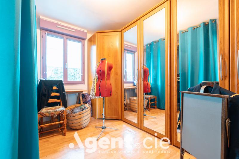 Maison - 178 m² - 6 pièces