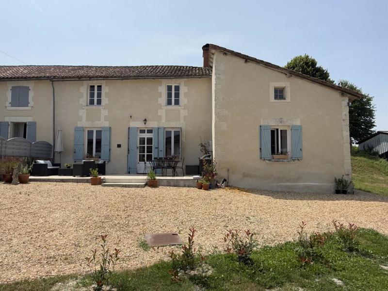 Maison - 180 m² - 6 pièces