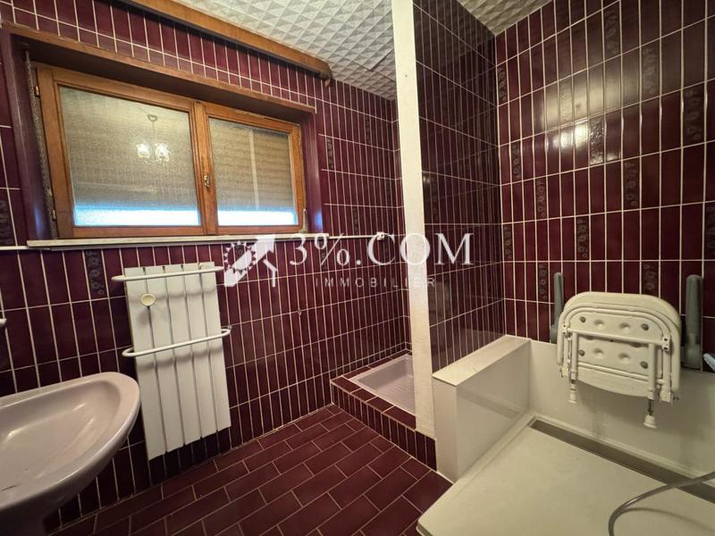 Maison - 147 m² - 7 pièces