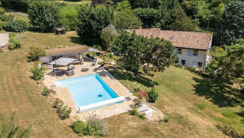 Maison d'architecte - 265 m² - 6 pièces