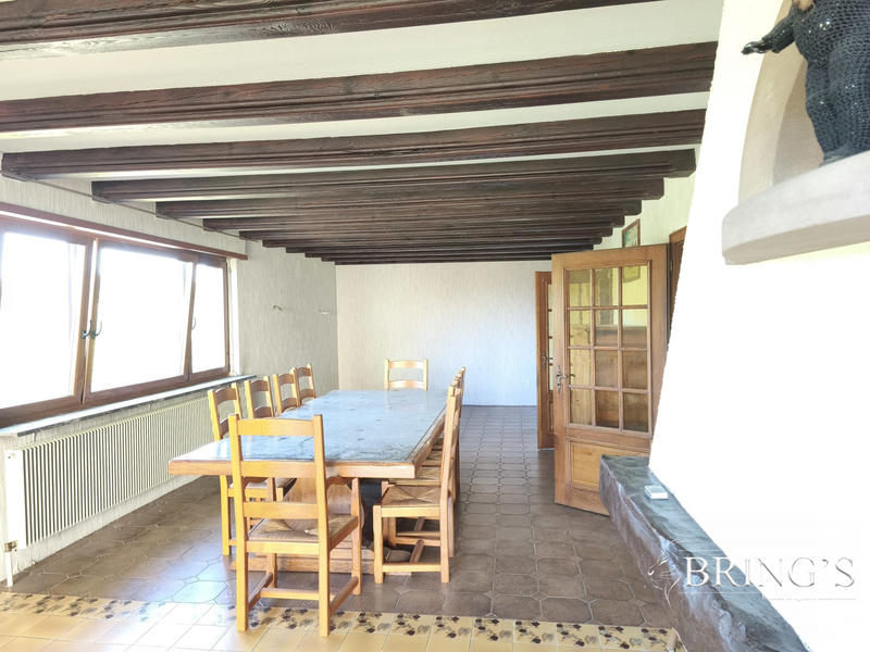 Maison - 308 m² - 11 pièces