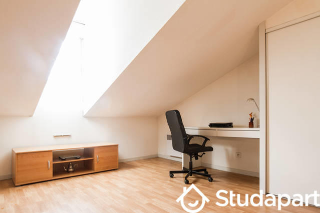 Appartement - 97 m² - 3 pièces