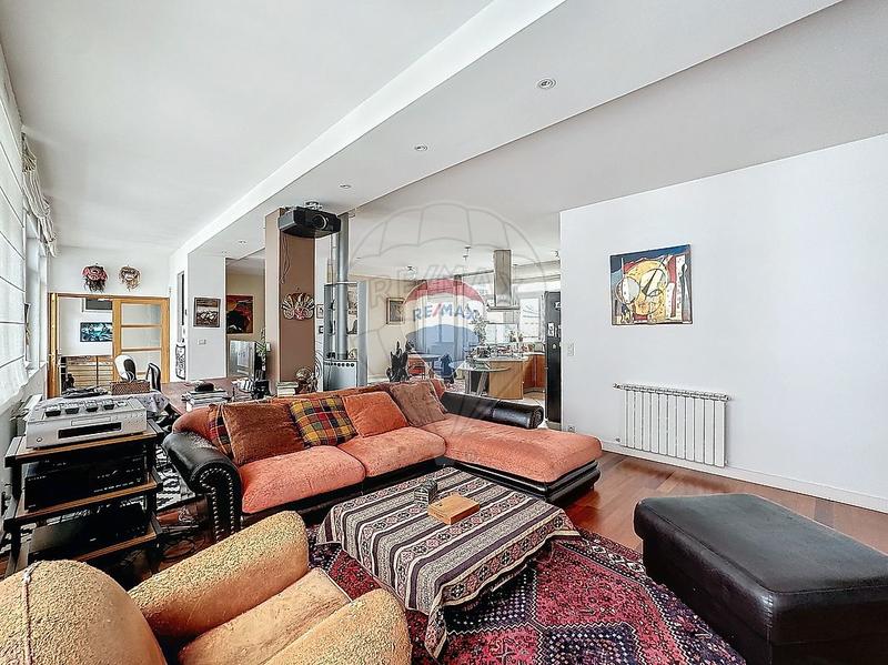 Appartement - 185 m² - 7 pièces