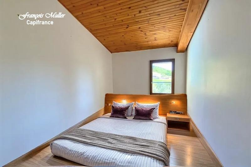 Villa - 325 m² - 12 pièces