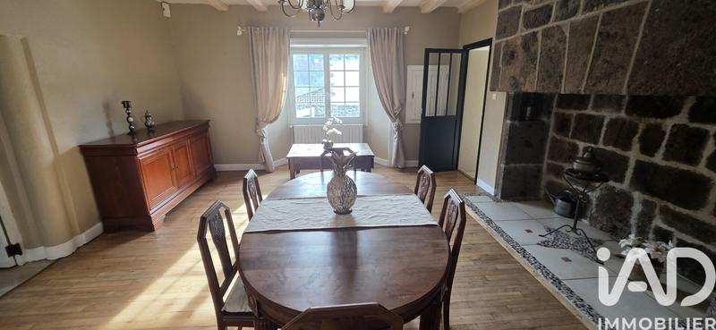 Maison - 140 m² - 6 pièces