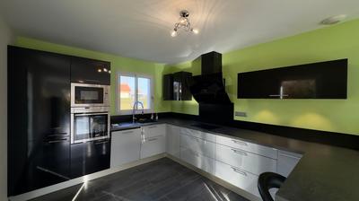 Maison - 137 m² - 5 pièces