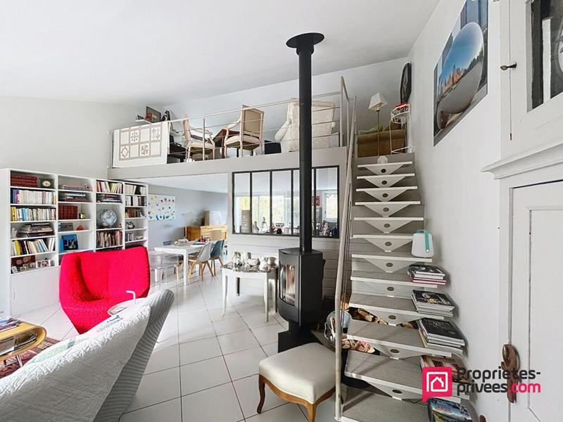 Maison - 140 m² - 5 pièces