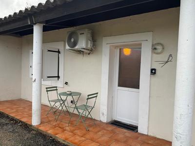 Studio - 19 m² - 1 pièce