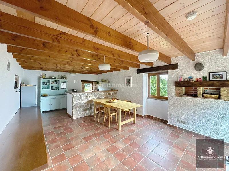 Maison - 340 m² - 8 pièces