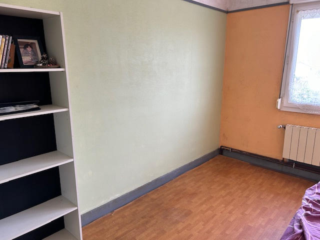 Maison - 80 m² - 8 pièces