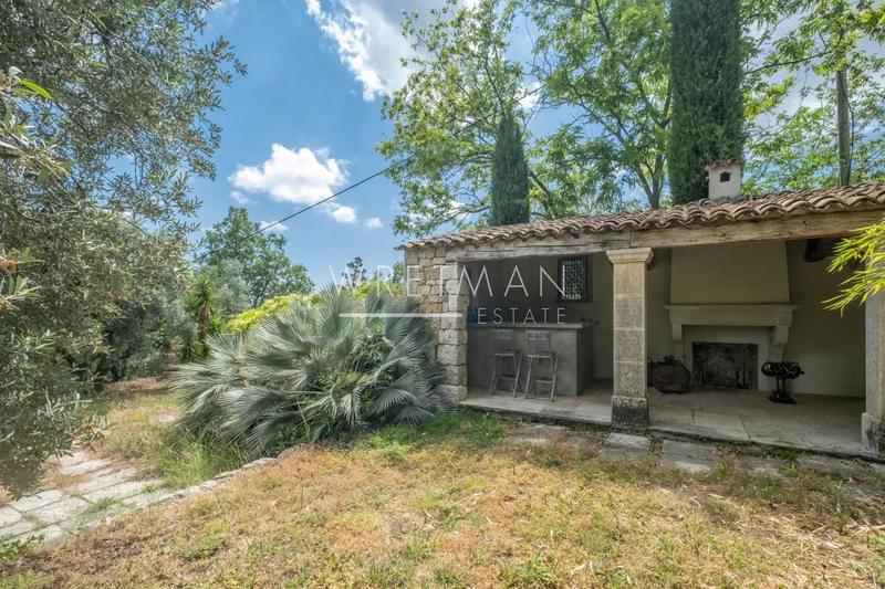 Villa - 200 m² - 5 pièces