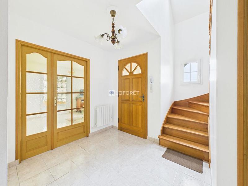 Maison - 130 m² - 6 pièces