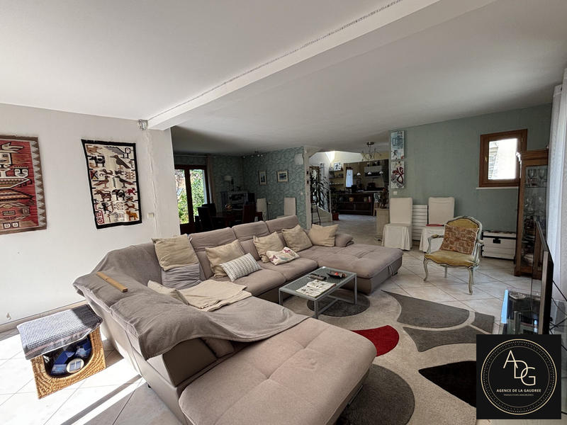 Villa - 170 m² - 6 pièces