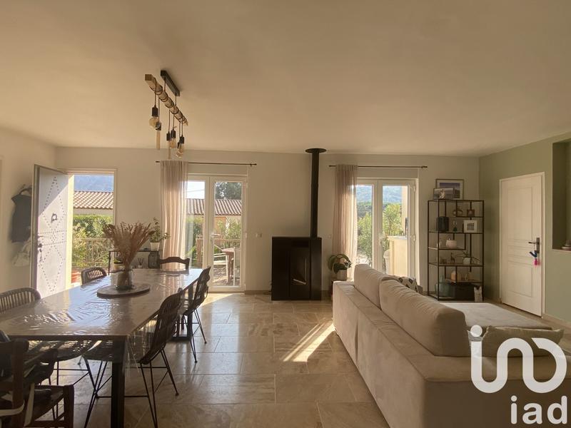 Maison - 121 m² - 4 pièces