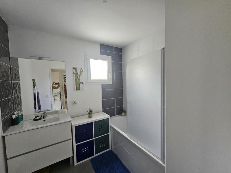 Appartement - 77 m² - 3 pièces